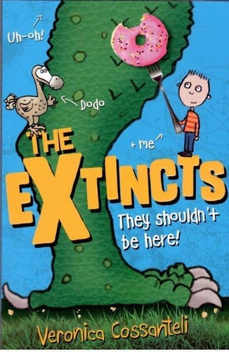 Cover of The extincts