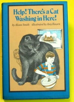 Cover of Help! There's a cat washing in here!